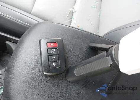 2015 Toyota Rav4 Limited z USA, uszkodzony, nr VIN 2T3YFREVXFW202004